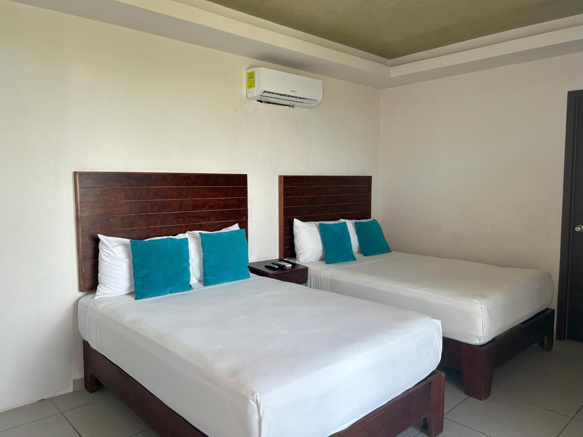 Aquastar Hotel&Apartments Mahahual Exterior foto
